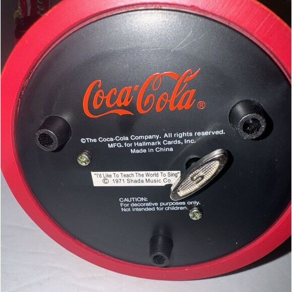 Hallmark 2001 Coca-Cola Santa Christmas Musical Snow Globe Moving Train Working - Picture 4 of 7